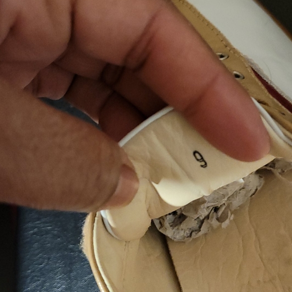 Shoes - Picture 6 of 6